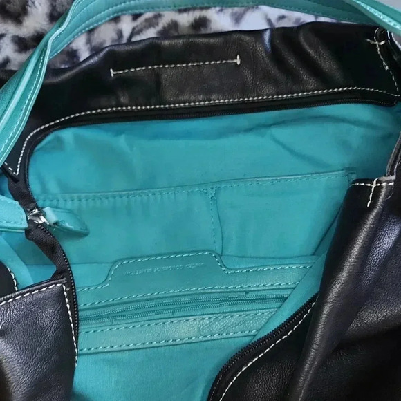 United Colors of Benetton | VINTAGE Pure 80's Slouchy Faux Leather Shoulder Bag - Picture 12 of 17